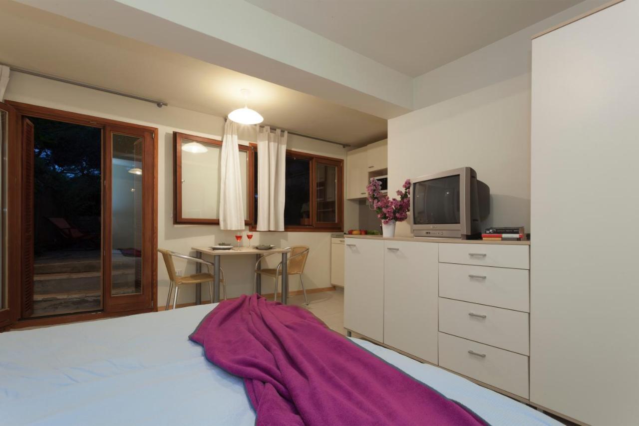 Studio Green Garden Borik Rovinj Kültér fotó